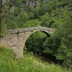 Se Reconnecter A La Nature Au 3 Etoiles De Montager A Andre De Chalencon *
