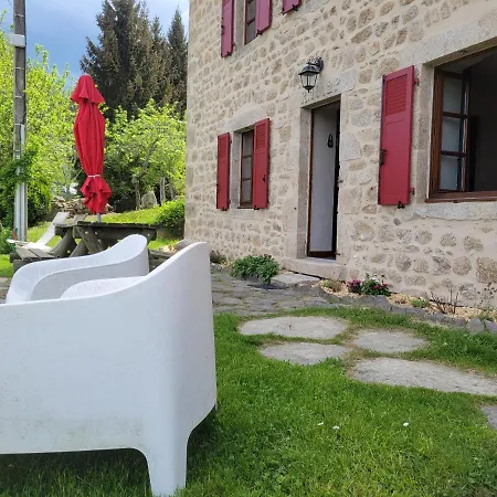 Se Reconnecter A La Nature Au 3 Etoiles De Montager A Andre De Chalencon