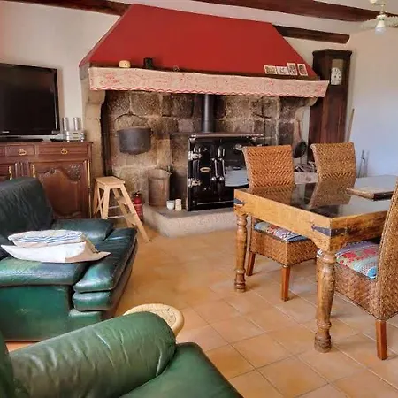 Se Reconnecter A La Nature Au 3 Etoiles De Montager A Andre De Chalencon Holiday home Saint-Andre-de-Chalencon