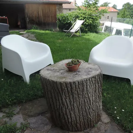 Se Reconnecter A La Nature Au 3 Etoiles De Montager A Andre De Chalencon *