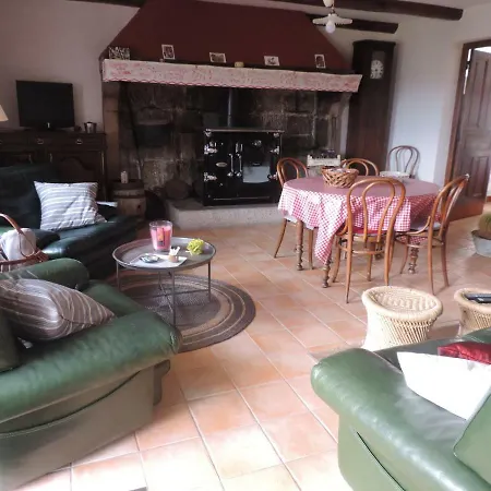 Ferienhaus Se Reconnecter A La Nature Au 3 Etoiles De Montager A Andre De Chalencon *