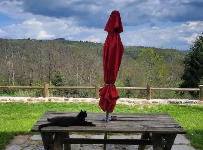 Se Reconnecter à La Nature Au 3 étoiles De Montager à André De Chalencon Hébergement de vacances Saint-Andre-de-Chalencon