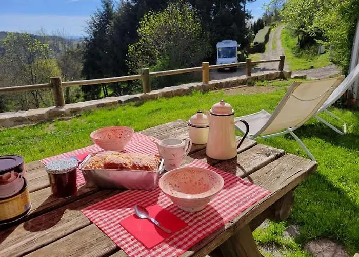 Se Reconnecter à La Nature Au 3 étoiles De Montager à André De Chalencon *
