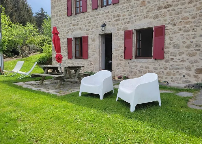 Se Reconnecter à La Nature Au 3 étoiles De Montager à André De Chalencon * Saint-Andre-de-Chalencon