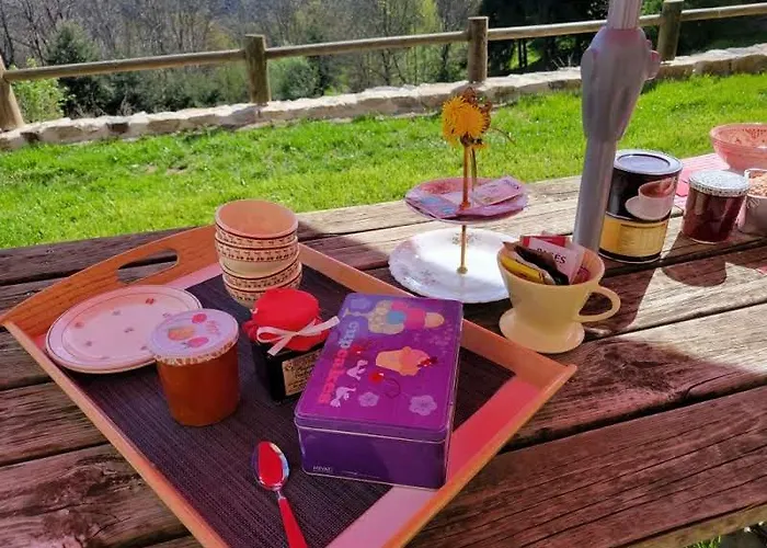 Hébergement de vacances Se Reconnecter à La Nature Au 3 étoiles De Montager à André De Chalencon Saint-Andre-de-Chalencon