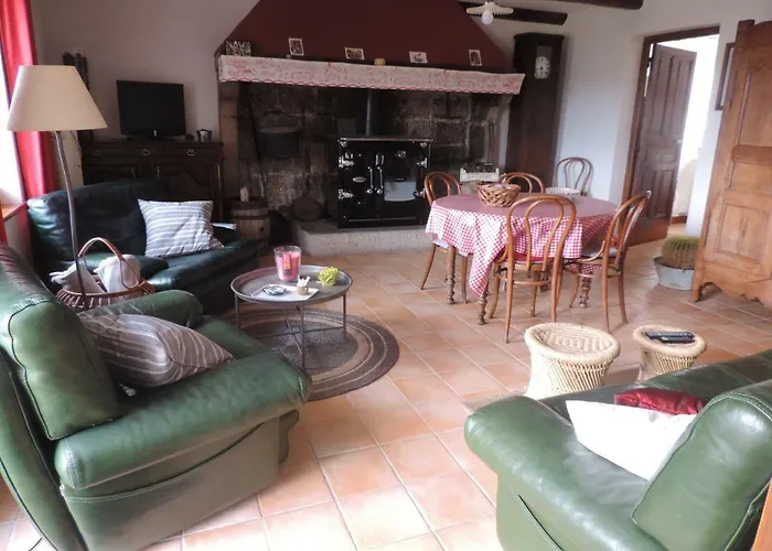 Hébergement de vacances Se Reconnecter à La Nature Au 3 étoiles De Montager à André De Chalencon *