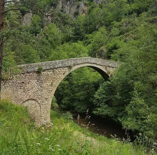 Se Reconnecter à La Nature Au 3 étoiles De Montager à André De Chalencon *